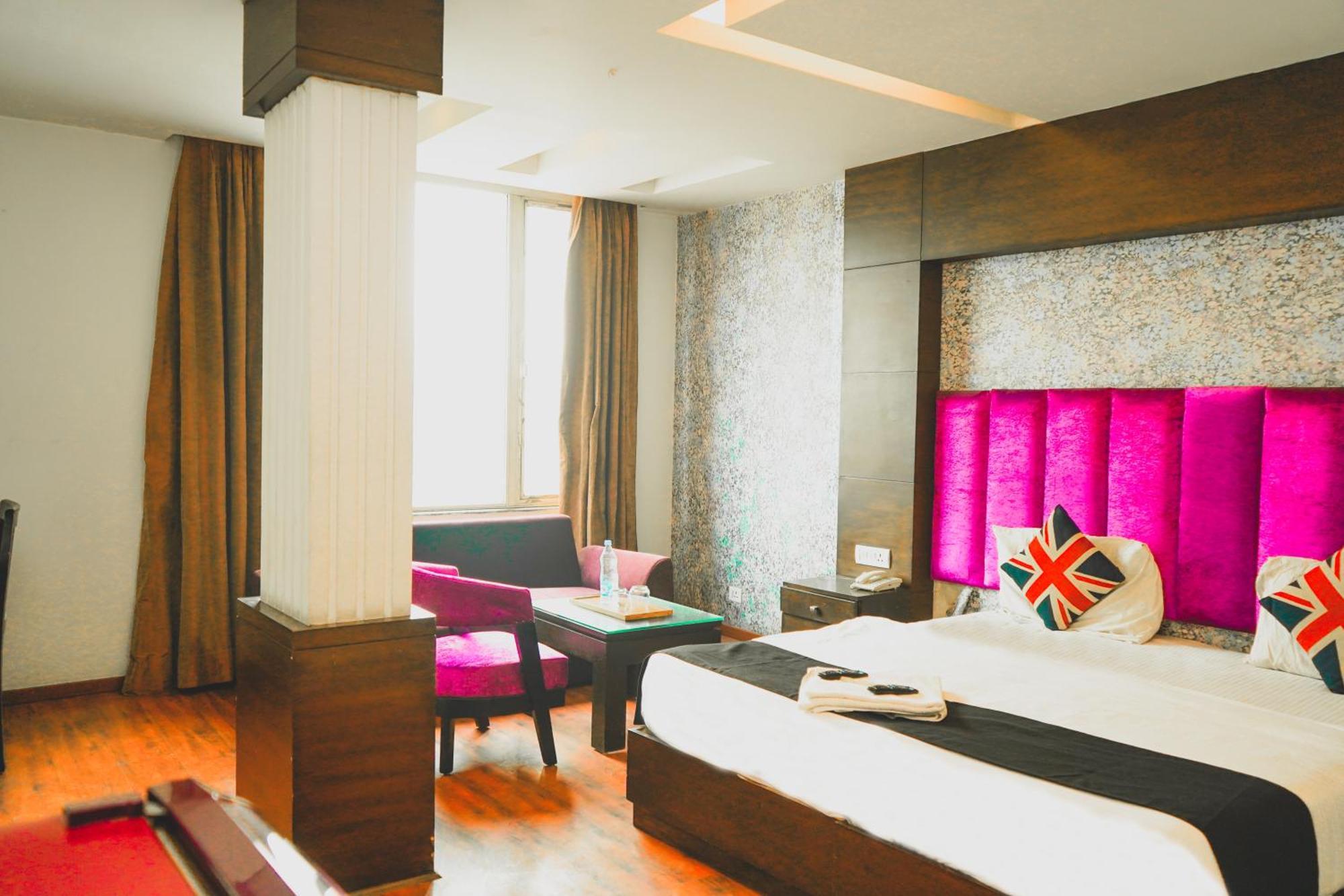 Hotel Sukoon - Ramesh Nagar New Delhi Eksteriør bilde