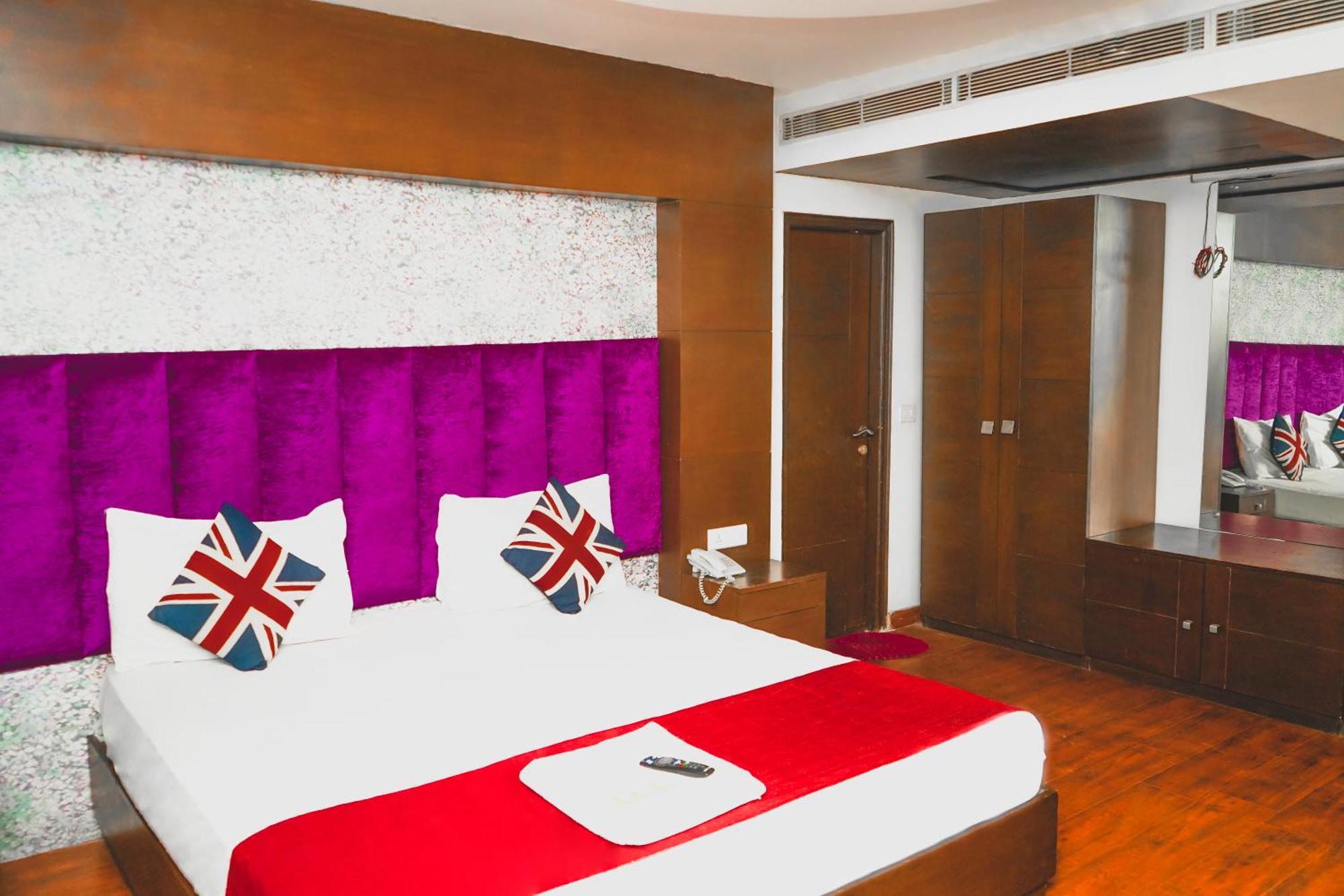 Hotel Sukoon - Ramesh Nagar New Delhi Eksteriør bilde