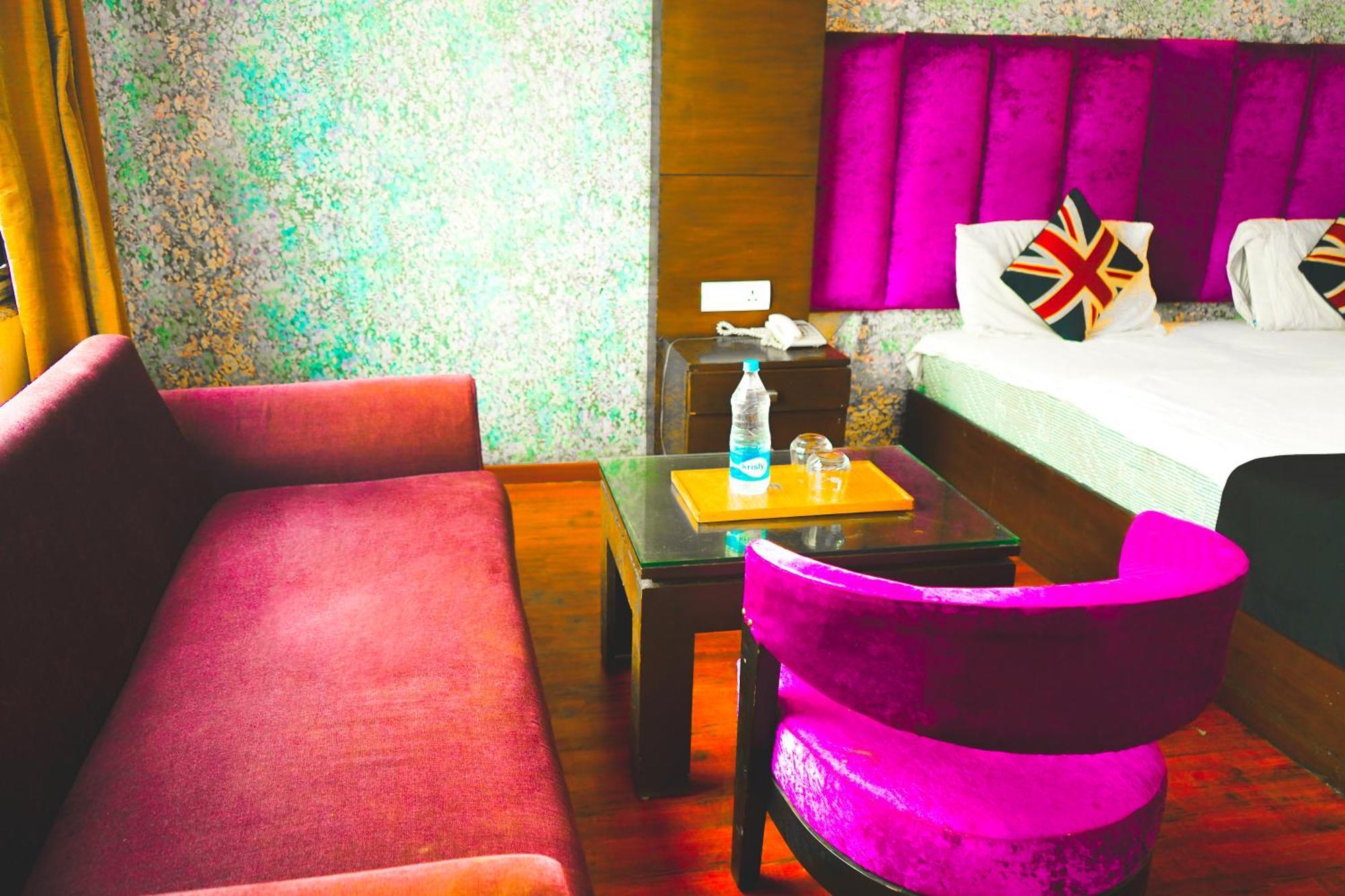 Hotel Sukoon - Ramesh Nagar New Delhi Eksteriør bilde