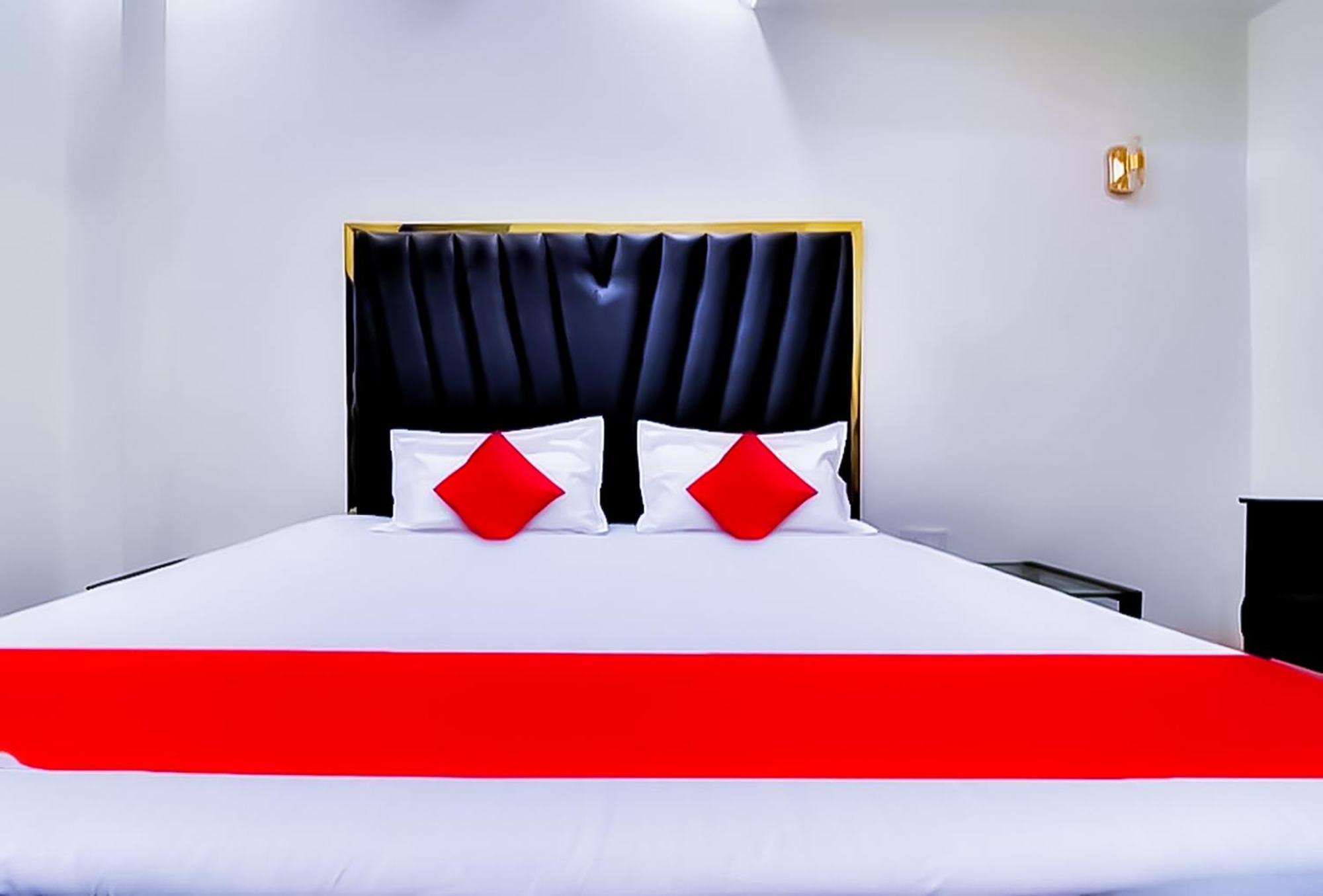 Hotel Sukoon - Ramesh Nagar New Delhi Eksteriør bilde