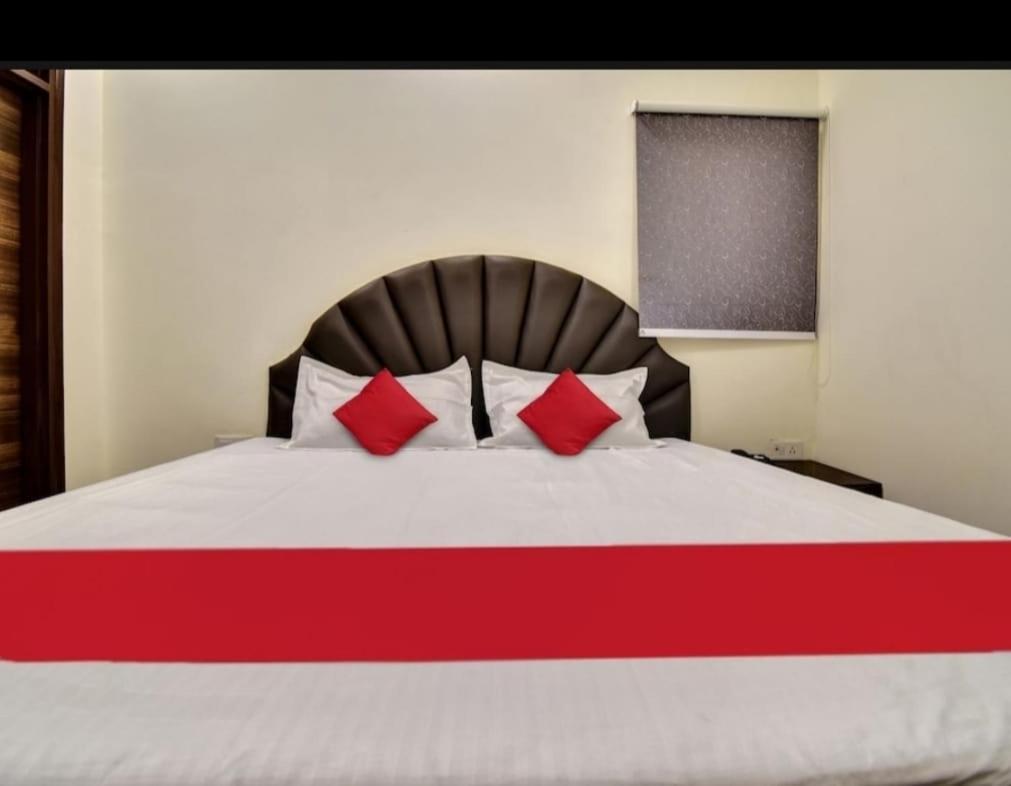 Hotel Sukoon - Ramesh Nagar New Delhi Eksteriør bilde
