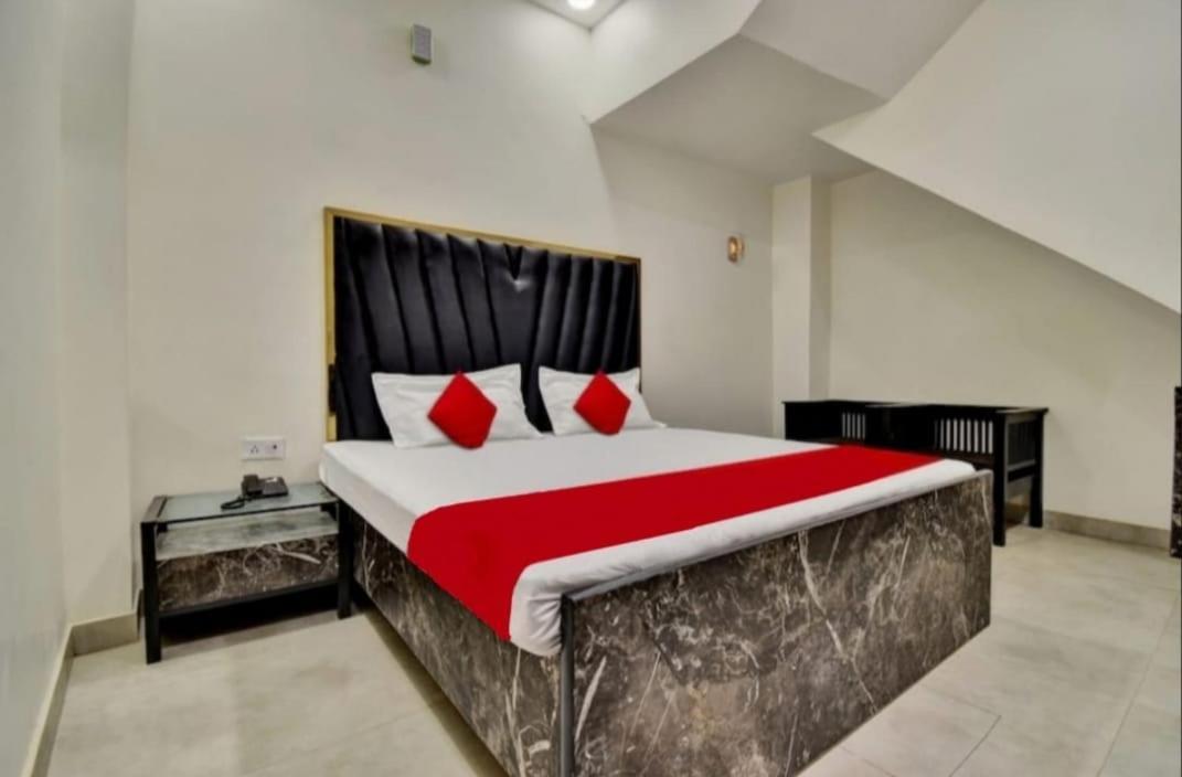 Hotel Sukoon - Ramesh Nagar New Delhi Eksteriør bilde